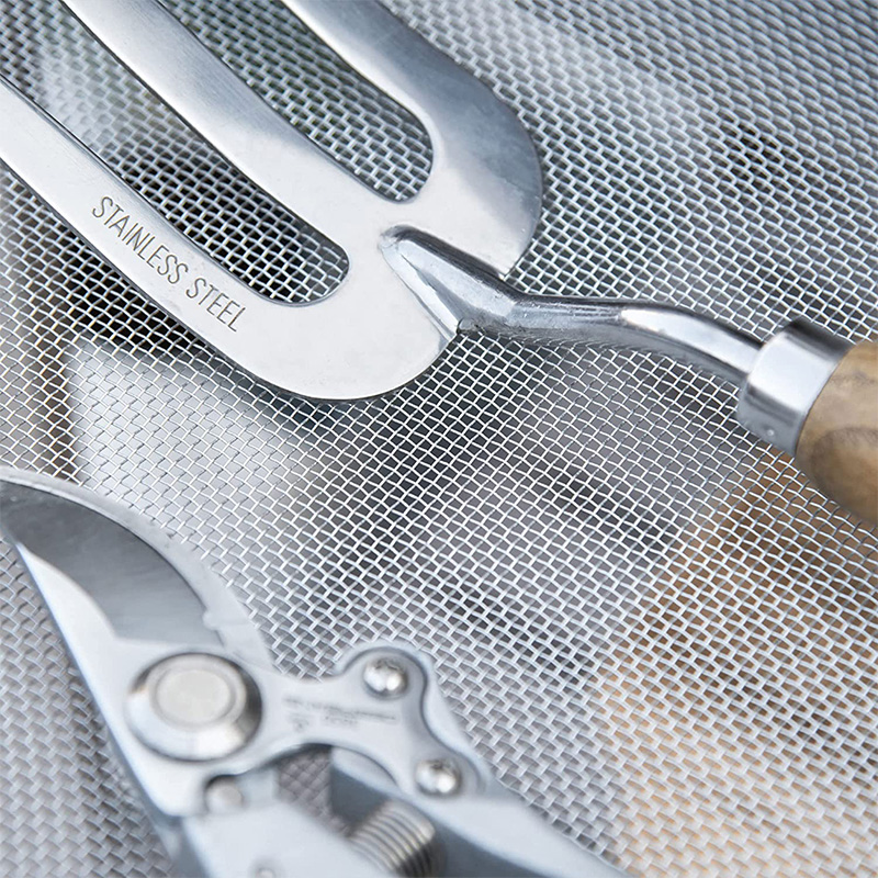 Zavárací stôl, záhradná pracovná stanica so sitom, odnímateľný drez a koše