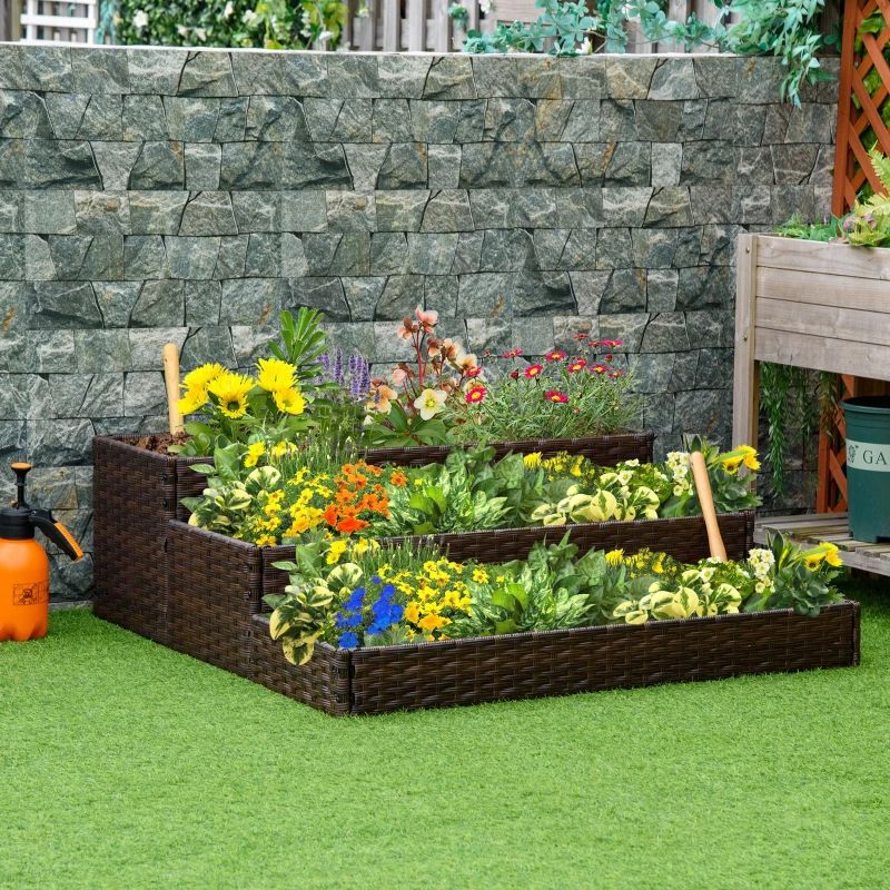 Vnútorný/vonkajší box na kvetináč z ratanu so stojanom na uloženie náradia pod a pevným vyvýšeným pracovným priestorom 28' H